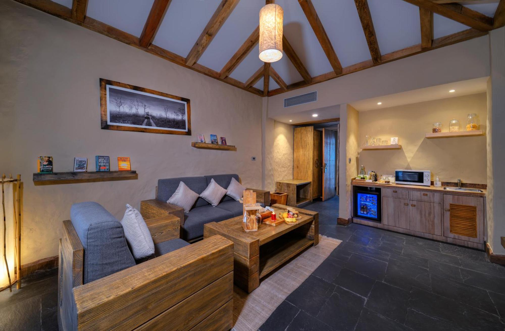 Sarangkot Mountain Lodge Похара Екстериор снимка